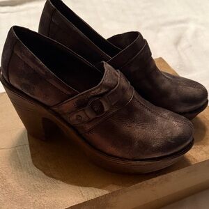 Born brand Women's Brown Leather Heeled Shoes